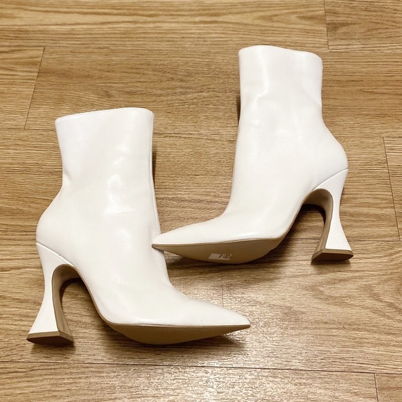 Steve Madden Ankle Boots - Picture 2 of 11